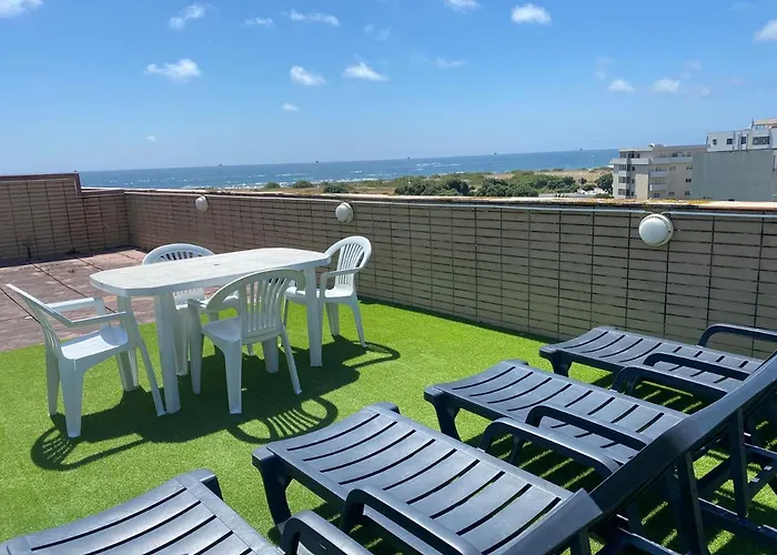 Front With Rooftop *