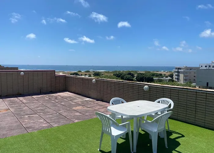 Front With Rooftop アパート ヴィラ・ド・コンデ