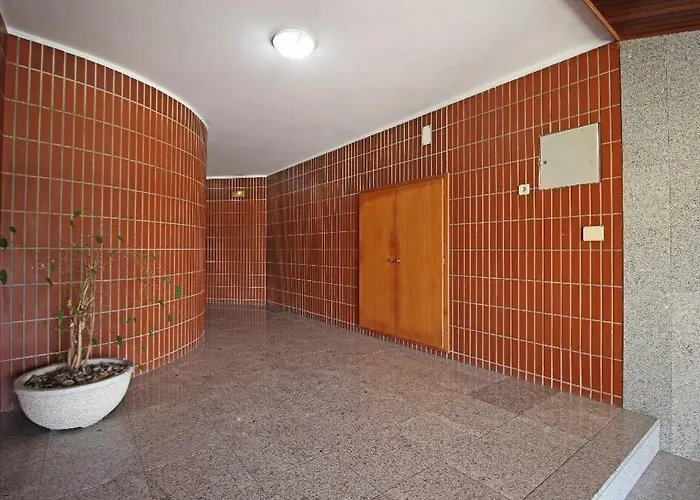 Front With Rooftop * Vila do Conde