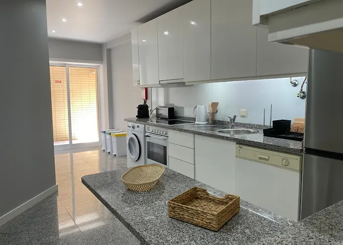 Front With Rooftop *