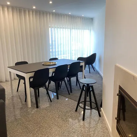 Apartamento Front With Rooftop Vila do Conde