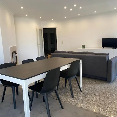 Front With Rooftop * Vila do Conde