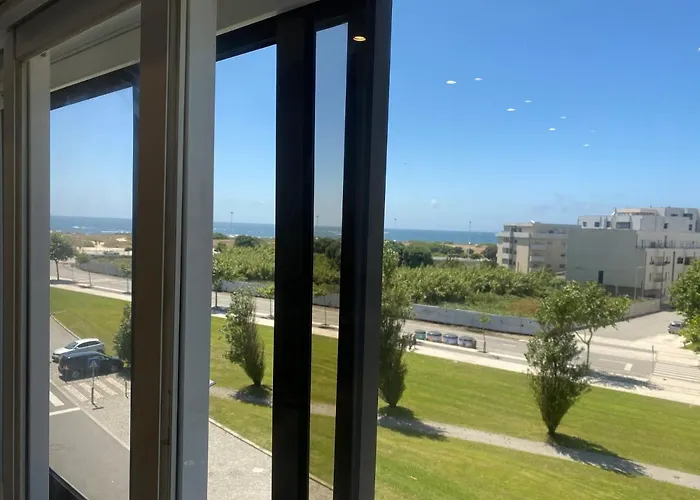 Front With Rooftop Vila do Conde