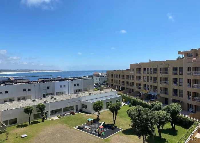 Front With Rooftop * Vila do Conde